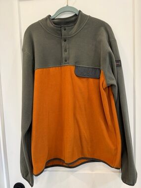 EUC Hawke & Co Olive Green and Orange Two-Tone Crewneck Fleece